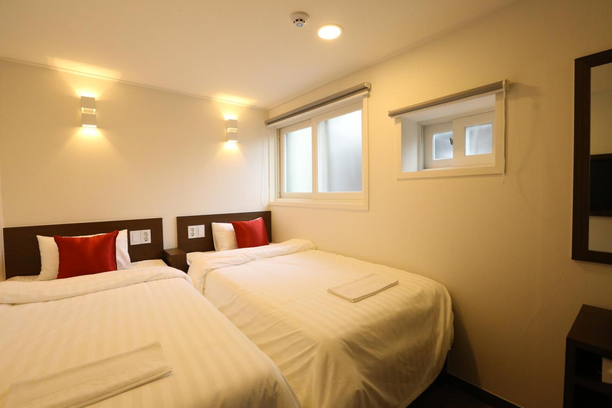 Guest house Philstay Myeongdong Cheonggye